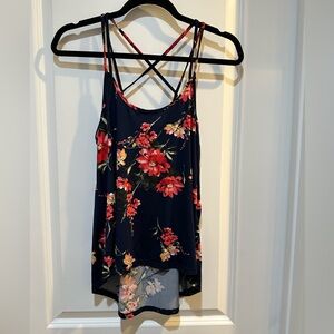 Paper Moon Navy Floral Top size Medium